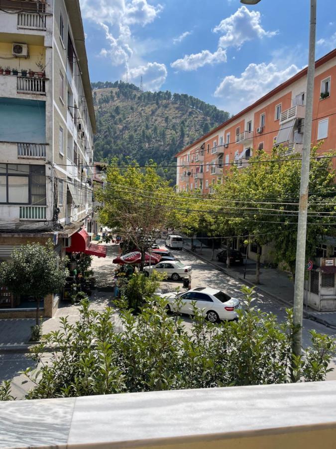 Centre Hotel Berat Exterior photo